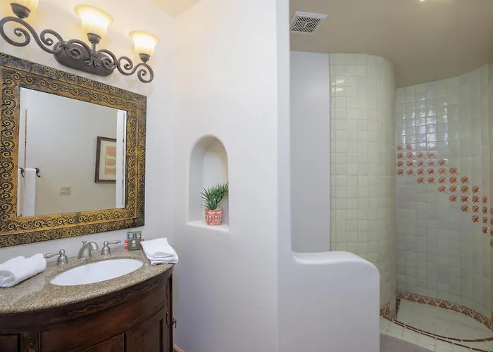 Bocce Court, Heated Pool, Spa, Putting Green, Villa *
