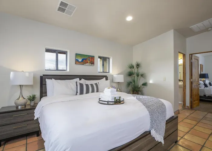 Bocce Court, Heated Pool, Spa, Putting Green, Villa